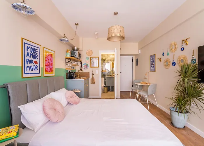 Hellinikos Suite - Few Steps From Acropolis