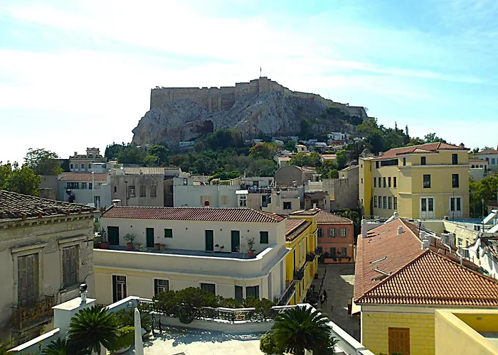 Spacious With Terrace Under Acropolis
